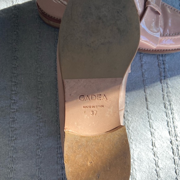 Blush Italian loafers - Picture 2 of 4